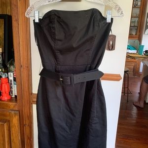 St. John sport strapless belted dress. Worn once.‎